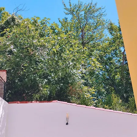 Metatron U Doma Apartmán