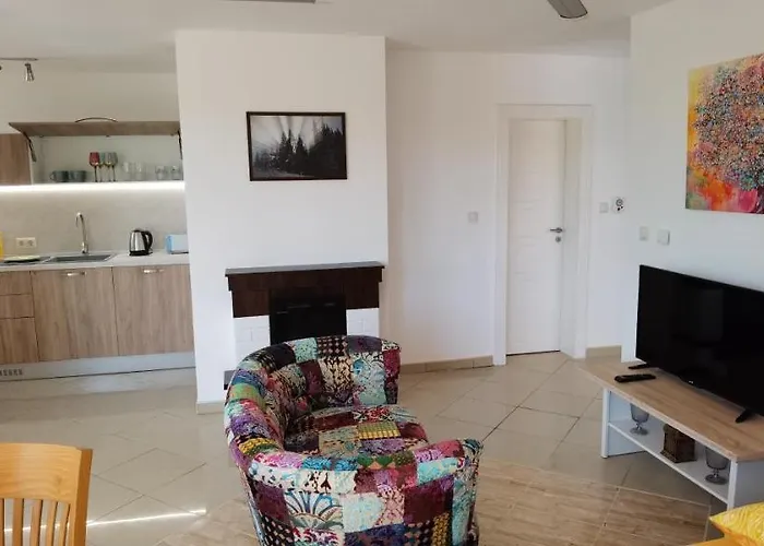 Metatron U Doma דירה *